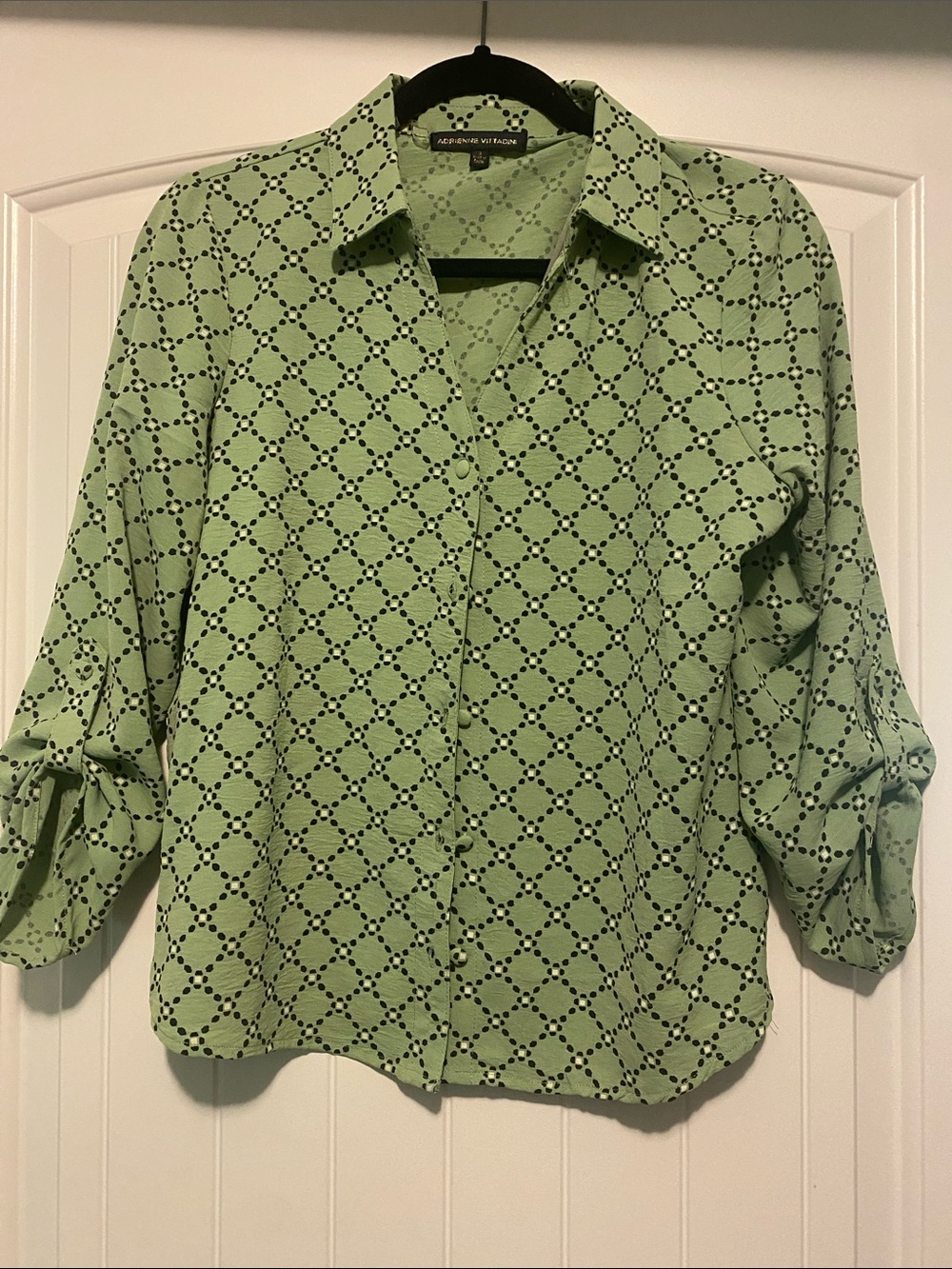 Adrienne Vittadini Light Green Geometric Button-Down Shirt